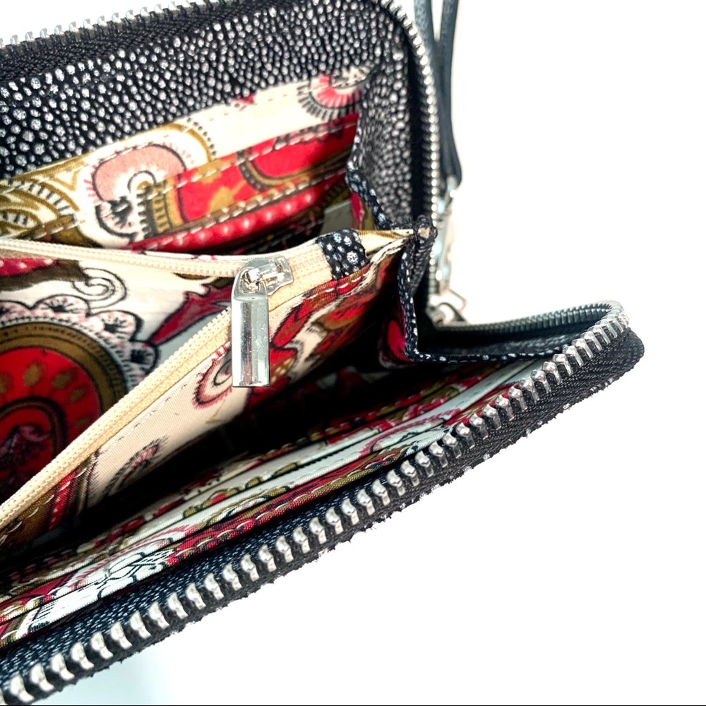 Zip Wallet - Picture 3 of 6
